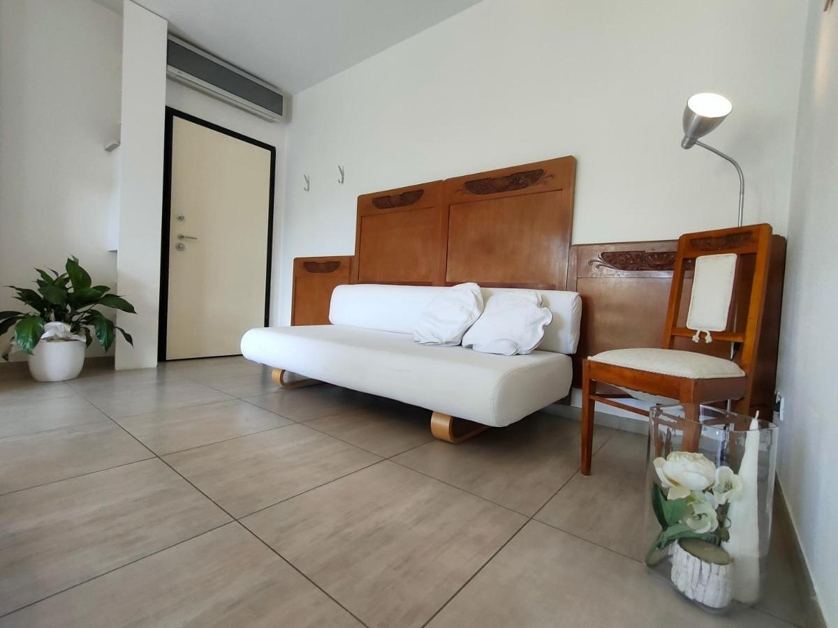 ,,,A Casa Di Martina Apartment Местре Екстериор снимка